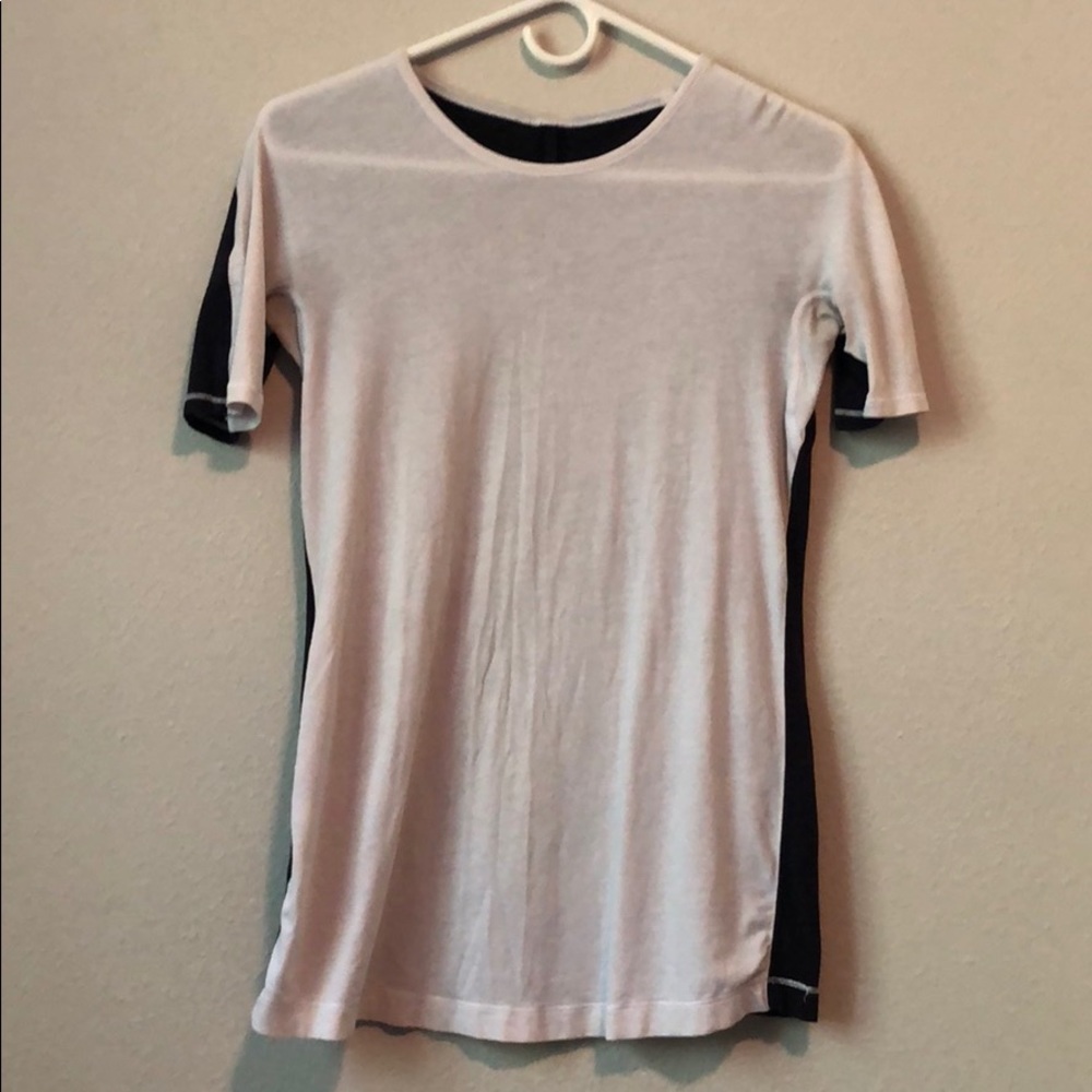 Lululemon Fitted-Sleeve Tee